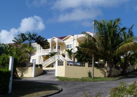 Highview Apartment Complex – Frigate Bay