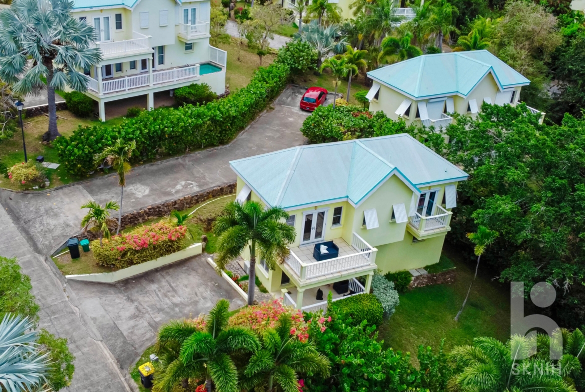 The Reality of Living in Calypso Bay: Benefits and Drawbacks